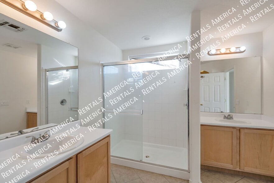 Building Photo - 14902 S Placita Tierra Montanosa