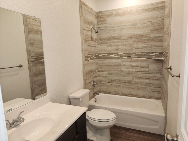 Building Photo - 3414 Abraham Dr