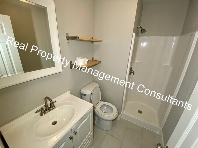 Building Photo - Updated 3-Bedroom Warrensburg Home with Modern Features and Outdoor Oasis!
