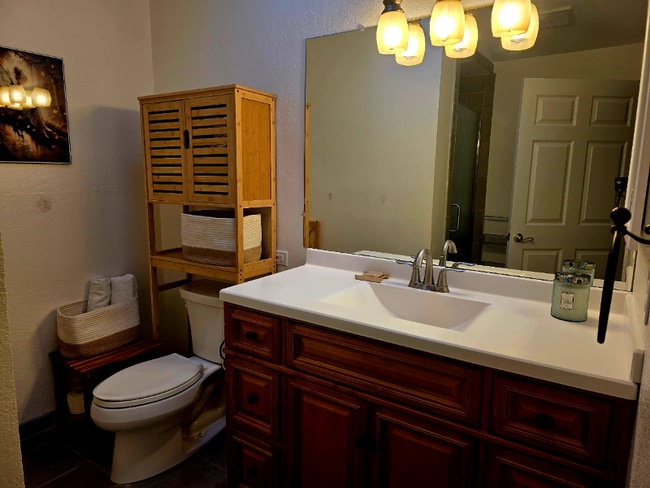 Building Photo - 3921 Pressley Rd