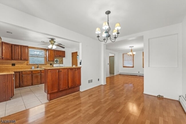 Building Photo - 27 E Madison Ave