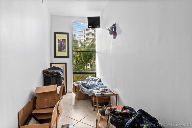 Building Photo - 2155 S Ocean Blvd