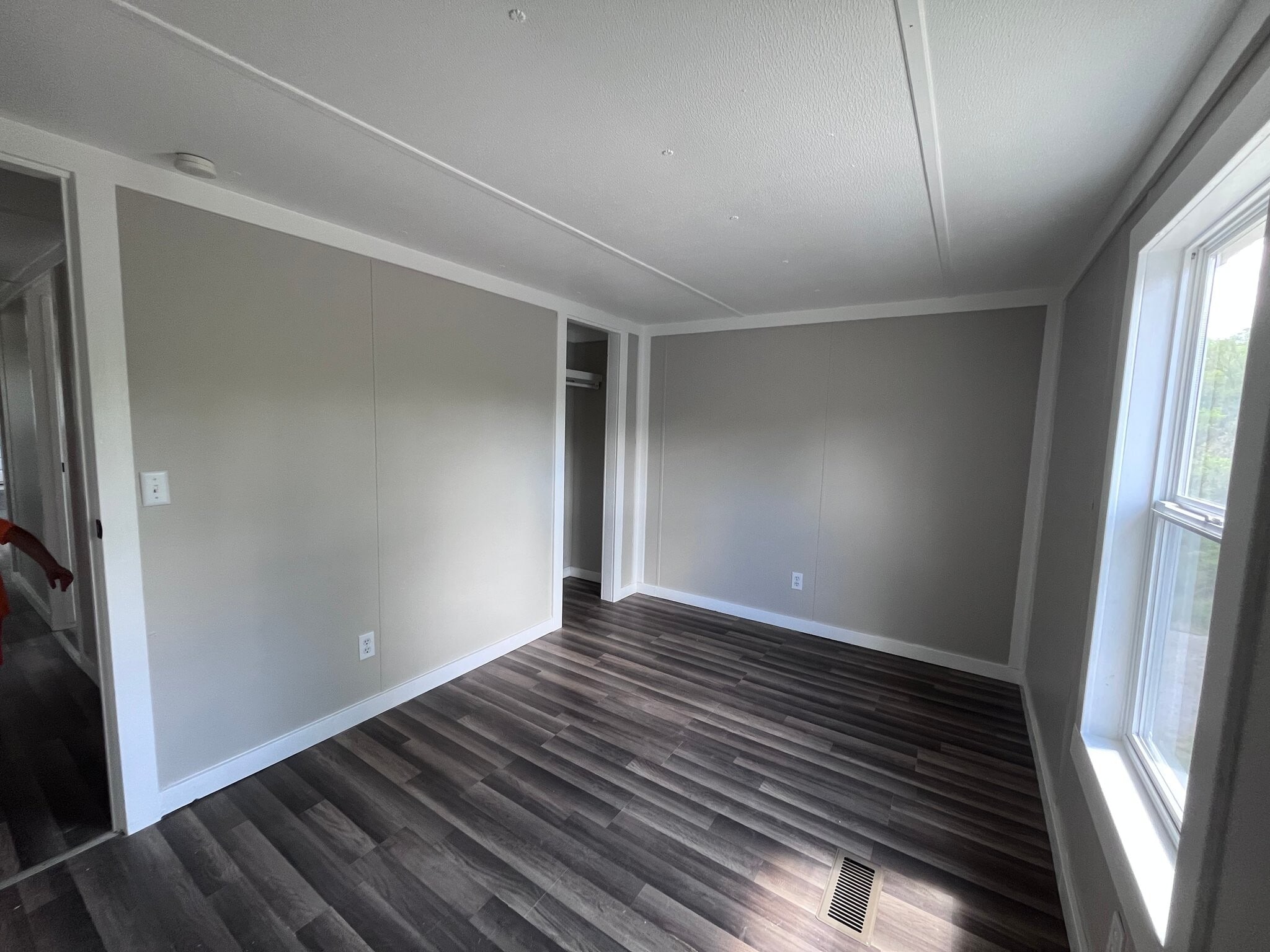 Building Photo - 2409 Swope Rd