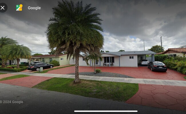 Primary Photo - 9340 SW 26th St