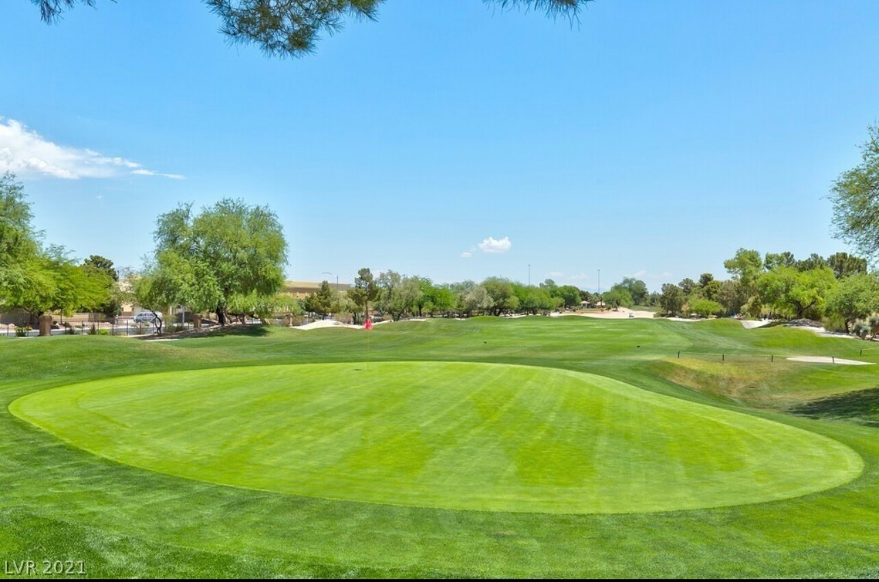 Painted Desert Golfcourse - 5509 Royal Vista Ln