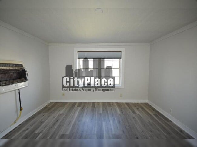 Building Photo - 1755 W Morris St