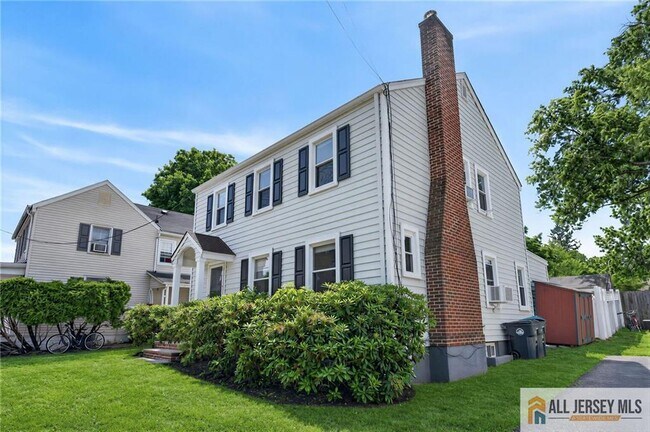 Building Photo - 12 Capner St