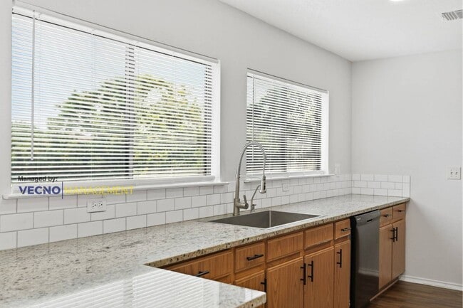 Building Photo - 8138 Elktree Pass