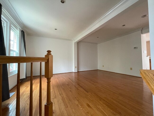 Living room - 7468 Gadsby Square