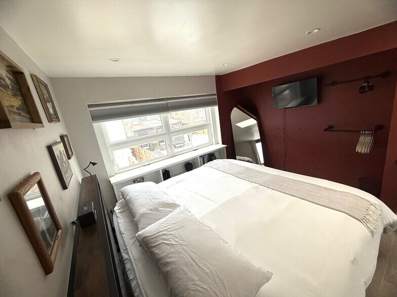 Building Photo - 2900 Champa St