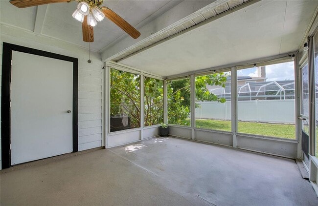 Building Photo - 2390 Bentley Dr