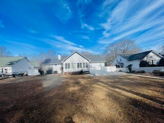 Building Photo - 106 Antler Ln