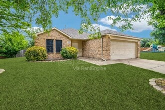 Building Photo - 1002 Manassas Dr