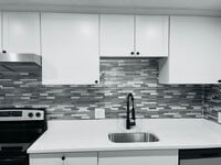 Building Photo - 4 Hallmark Gdns