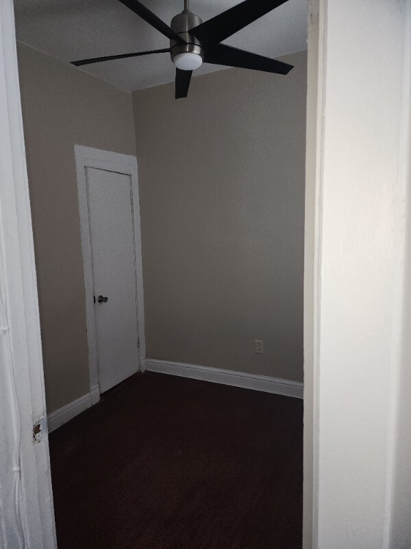 Building Photo - 6352 S Rhodes Ave