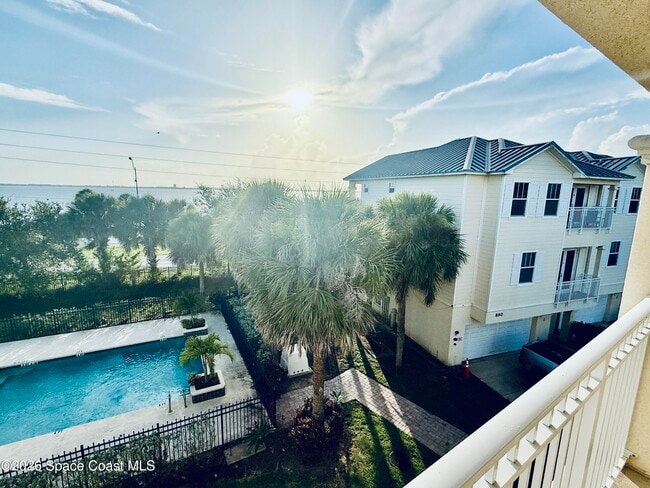 Building Photo - 860 Vignoles NE Ave