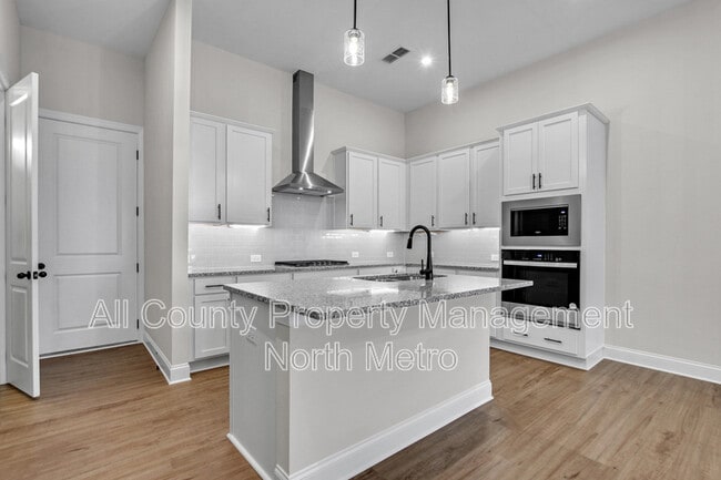 Building Photo - 718 Stickley Oak Way