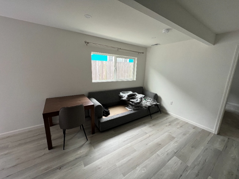 Building Photo - 2595 Wentworth Dr
