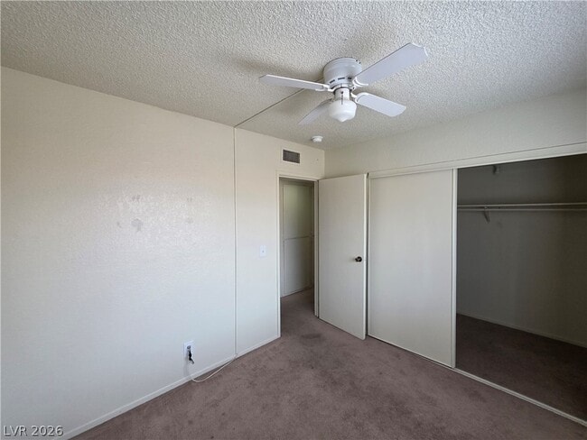 Building Photo - 241 Misty Isle Ln