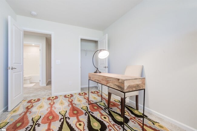 Building Photo - 120 Carlow Ct