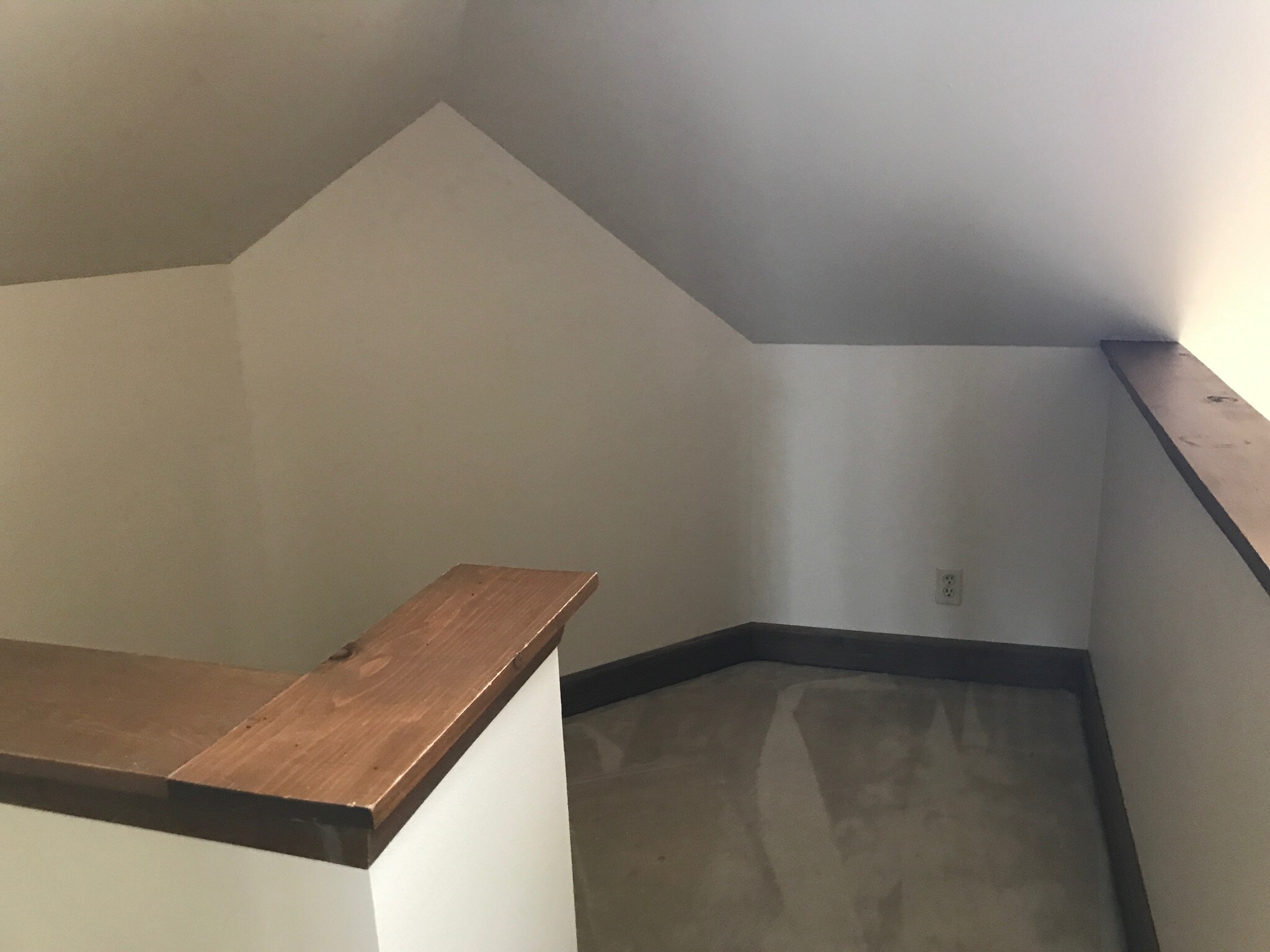 Reading Nook - 2597 N Murray Ave