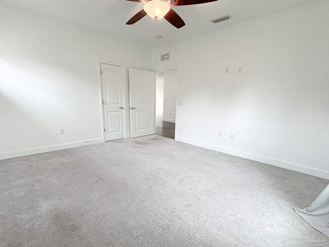 Building Photo - 10682 Noreaster Way