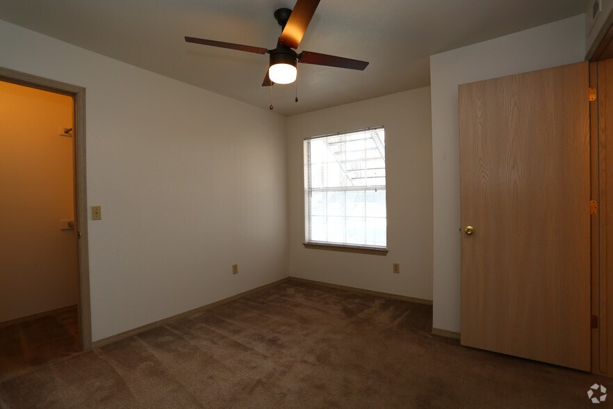 Avalon 2920 Chautauqua Ave Norman OK 73072 Apartment Finder
