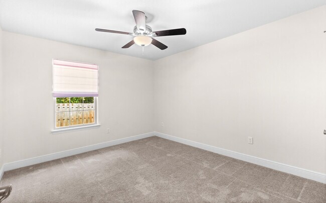 Building Photo - 30 Golden Eagle Ct