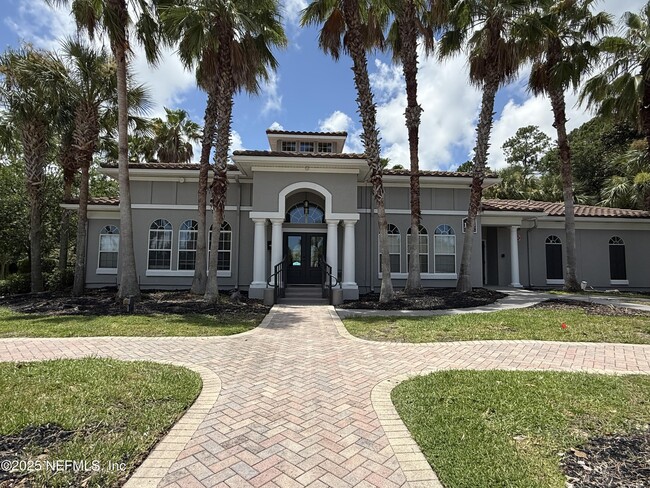 Building Photo - 440 S Villa San Marco Dr