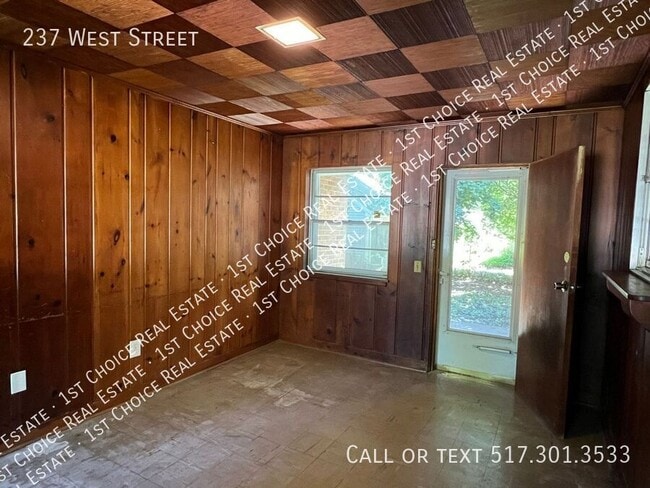 Building Photo - 237 West St