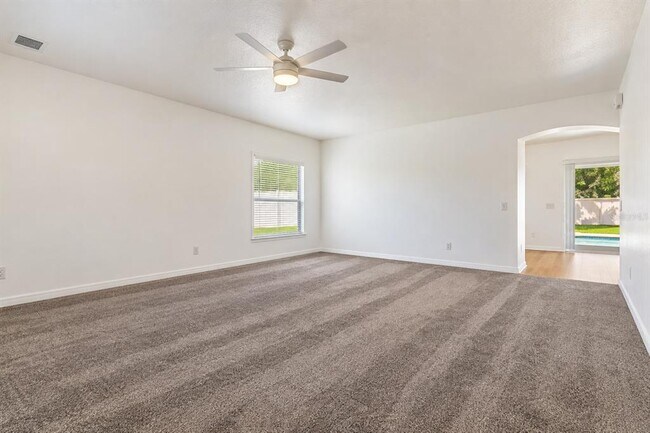 Building Photo - 16013 Stags Leap Dr