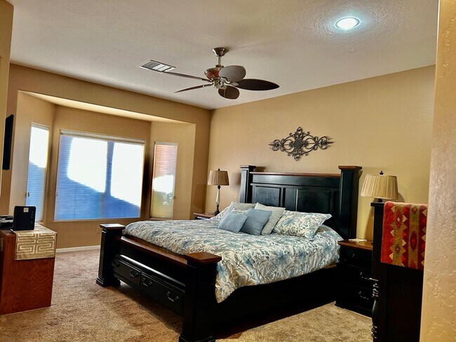 Building Photo - 1040 Crown Ridge Rd