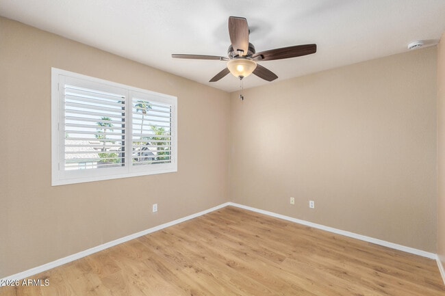 Building Photo - 4334 E Anderson Dr