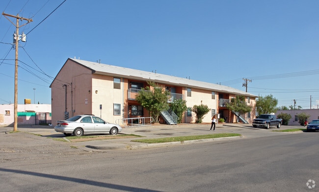 Primary Photo - 176 Stevens St