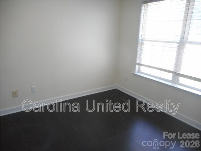 Building Photo - 1128 Steele Meadows Dr