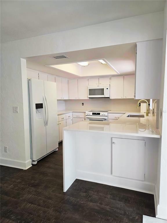 Building Photo - 5210 Dr M.L.K. Jr St N