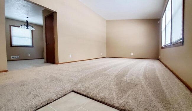 Building Photo - 3119 67th Ave N