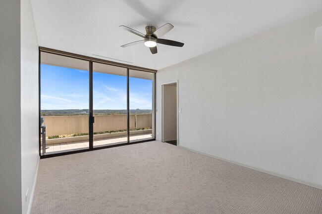 Building Photo - 2575 Peachtree Rd NE