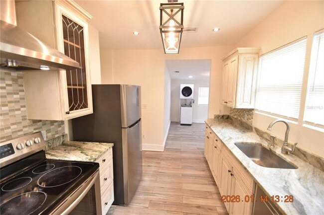 Building Photo - 907 E Patterson St