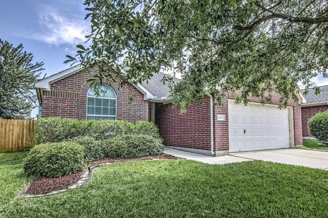 Primary Photo - 22907 Sebastian Dr