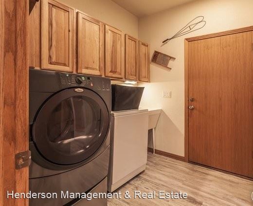 Building Photo - 3 br, 2.5 bath House - 8412 S Louden Cross...