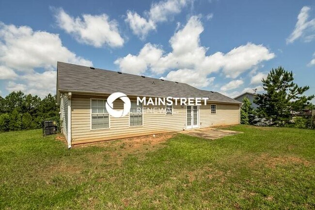 Building Photo - 3 Bedroom Pet-Friendly Home in Covington, ...