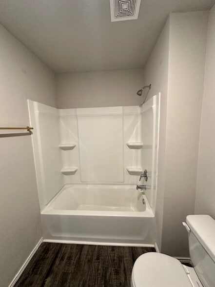 Building Photo - 11812 Annette Dr