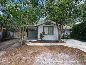 Building Photo - 8004 N Alaska St
