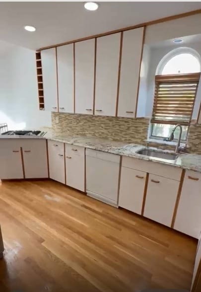 Building Photo - 218-29 85th Ave