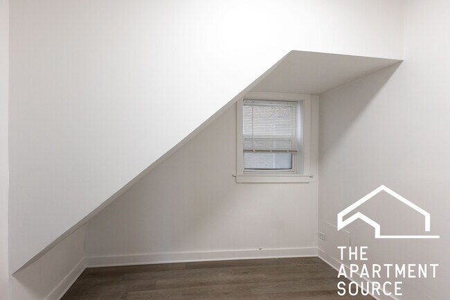 Building Photo - 1456 N Kedzie Ave