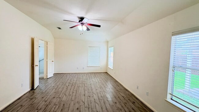 Building Photo - 12918 Stratford Mill Ln
