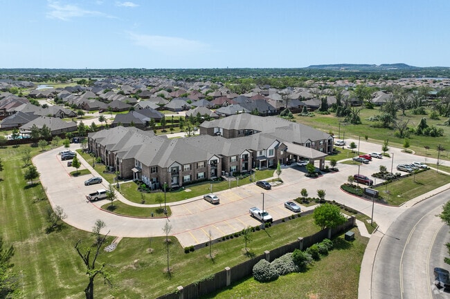 Context - Hill Court Villas