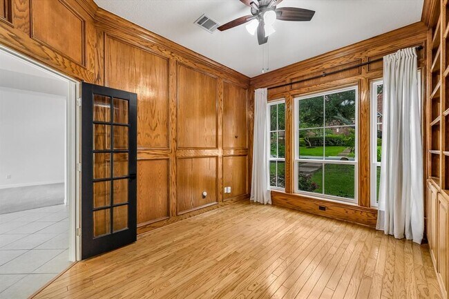 Building Photo - 5506 Merrywing Cir