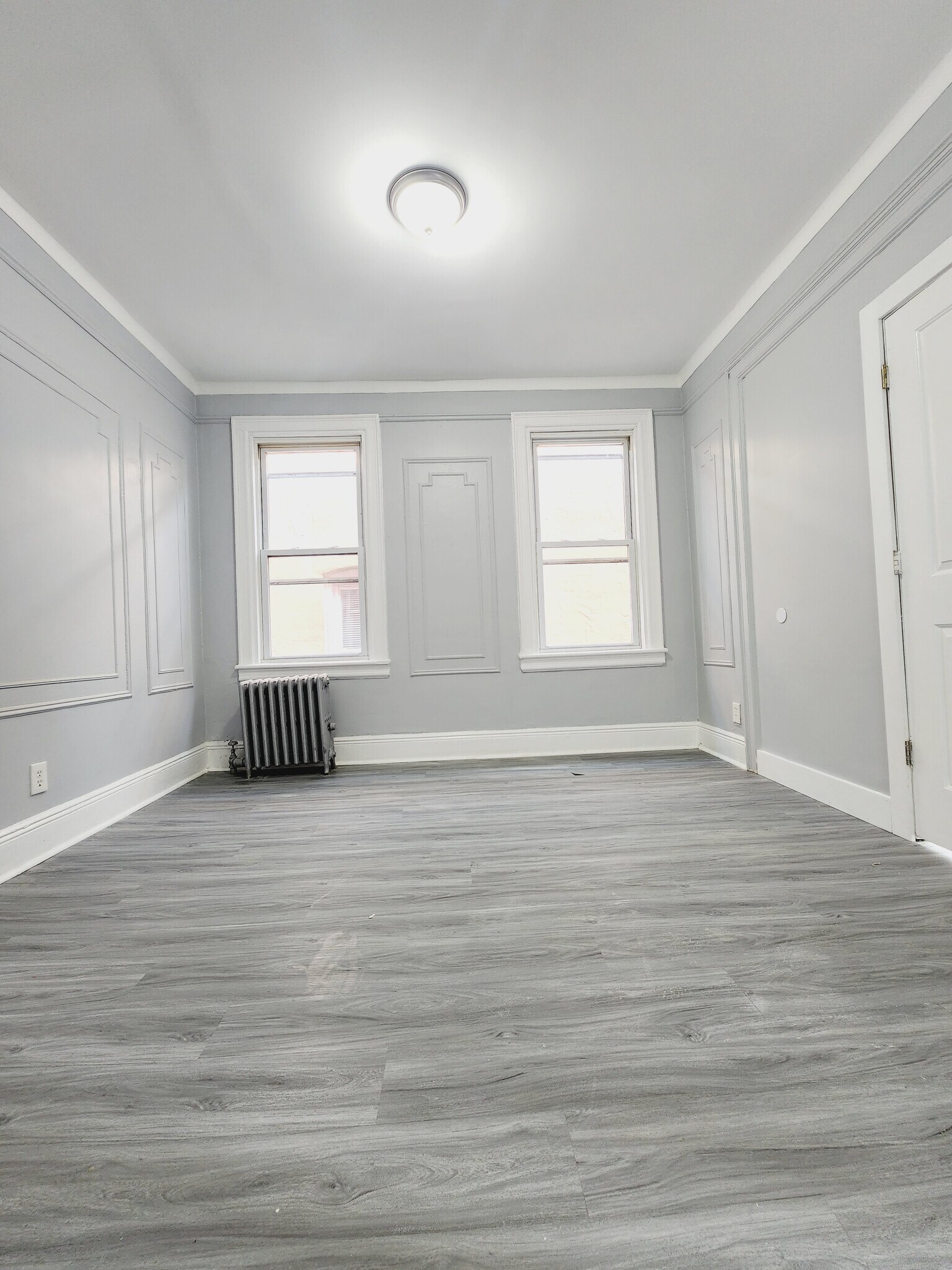 Building Photo - 230 Grant Ave